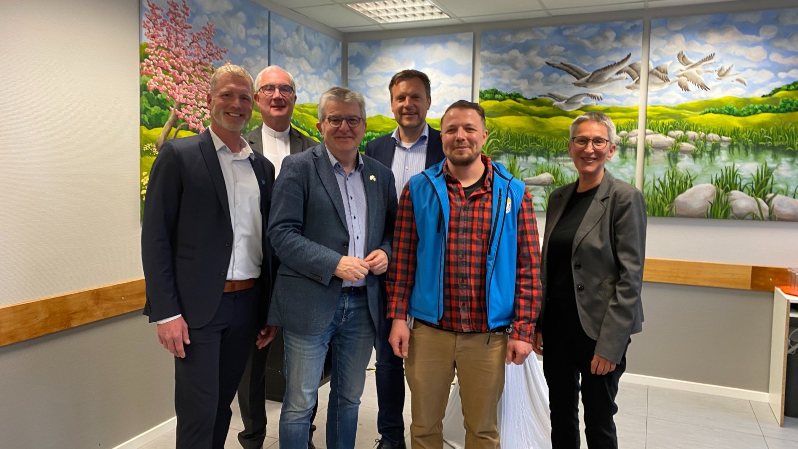 Von links nach rechts: Martin Gierse, Vorstand und Geschäftsführer Diakoniewerk Essen,  Probst Jürgen Schmidt Stadtdechant, Peter Renzel,  Sozialdezernent Stadt Essen,  Caritasdirektor Björn 