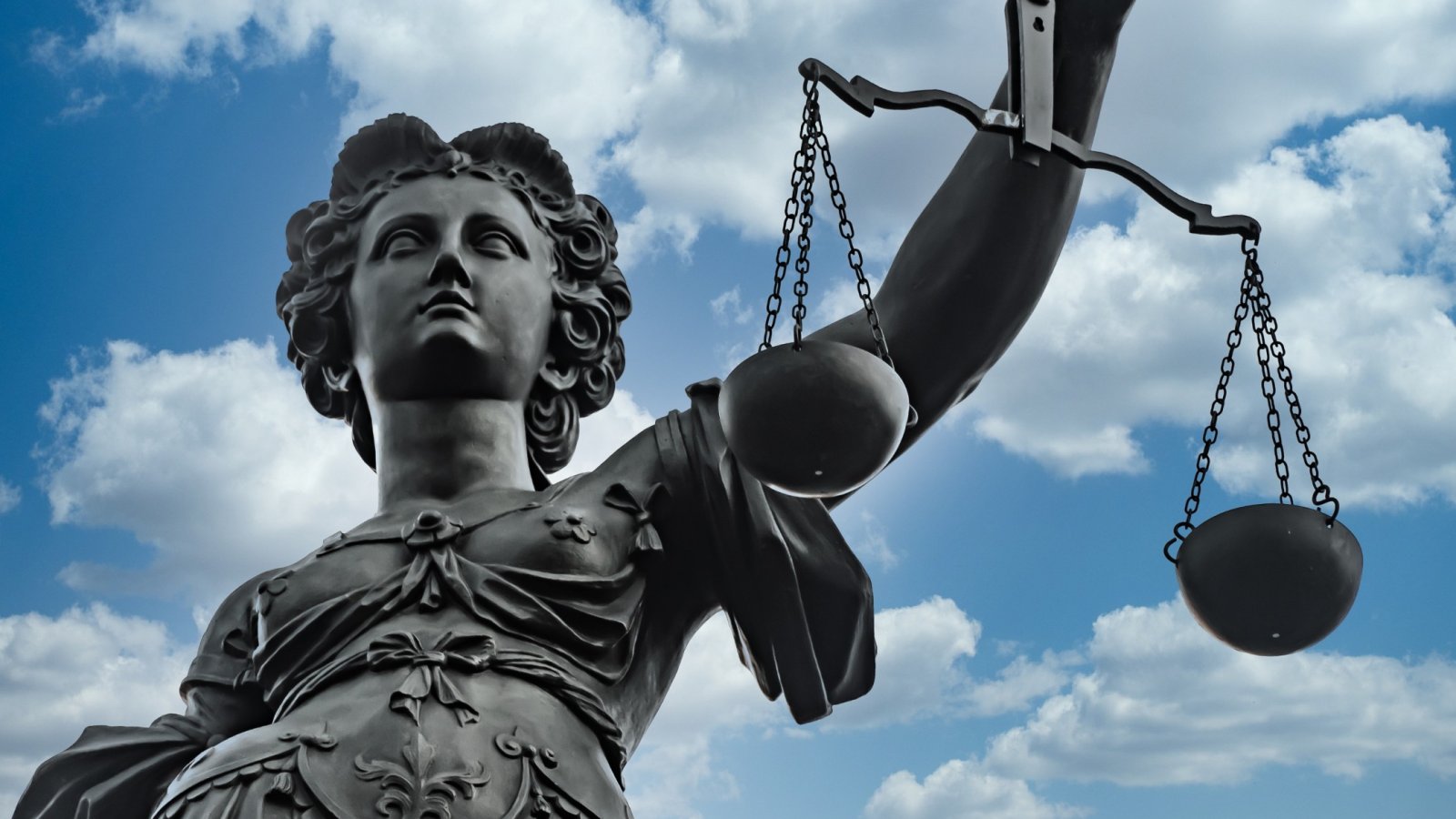 Skulptur von Justitia