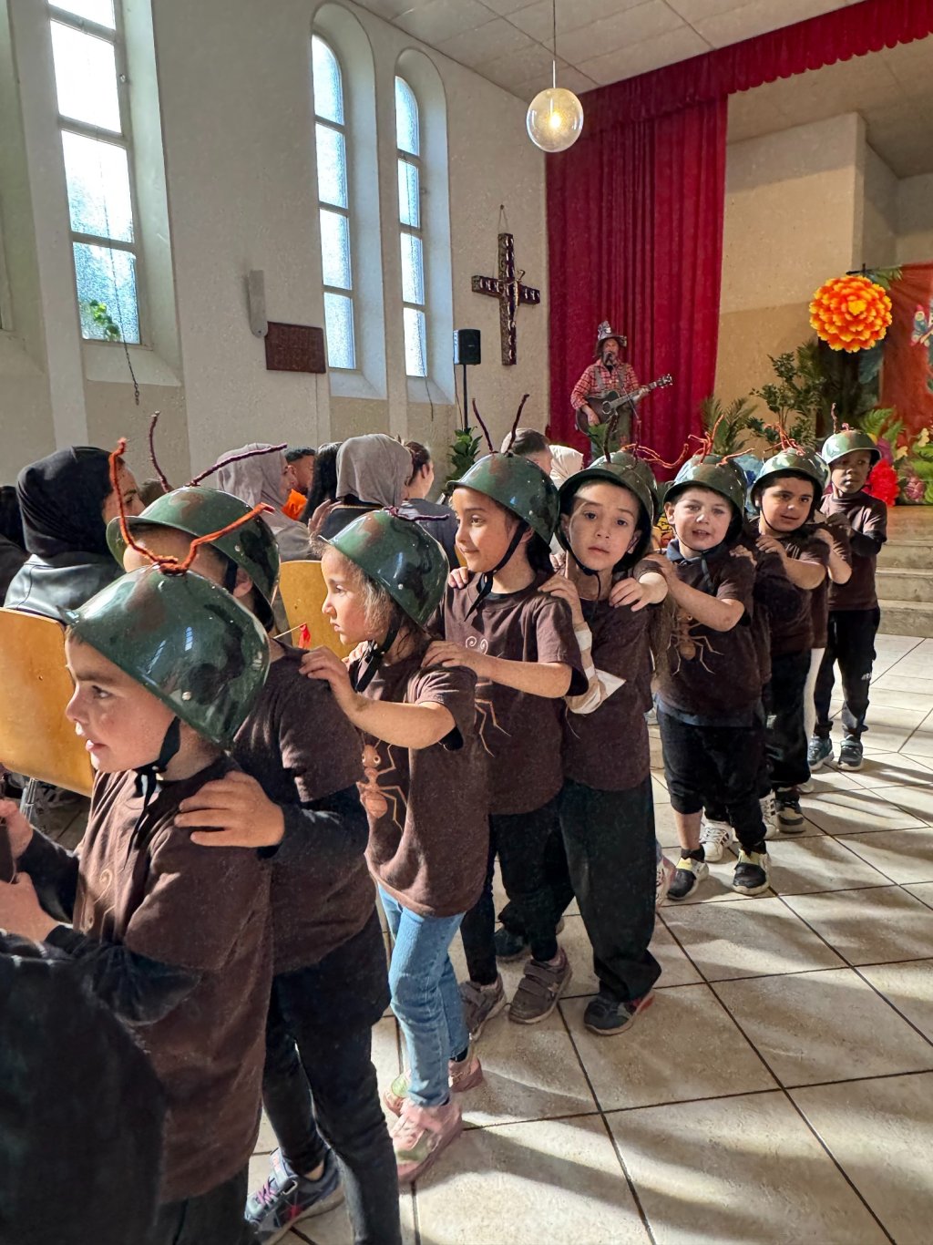 Kinder als Ameisen